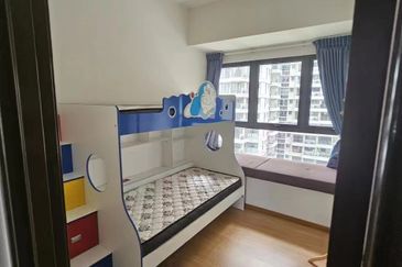 Baypoint @ Country Garden Danga Bay