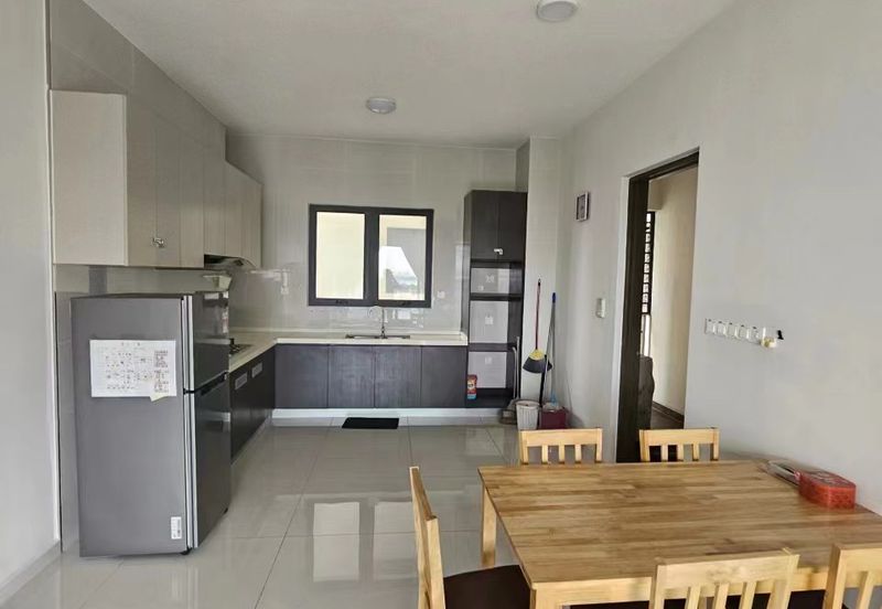 Baypoint @ Country Garden Danga Bay