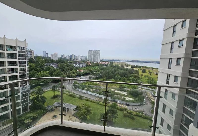 Baypoint @ Country Garden Danga Bay