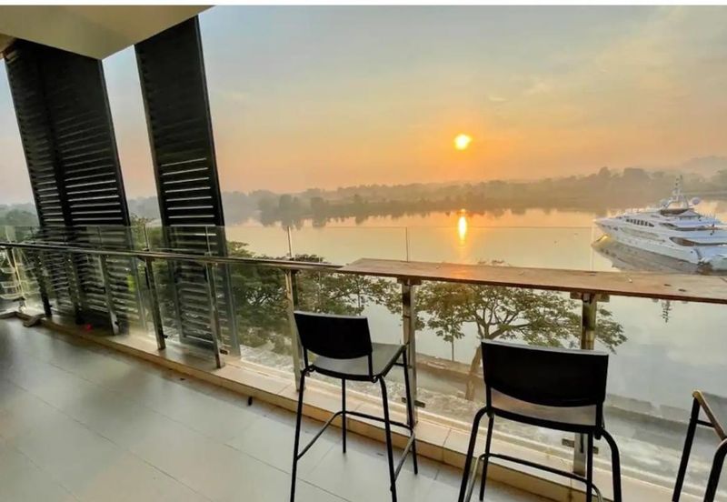 Somerset Puteri Harbour