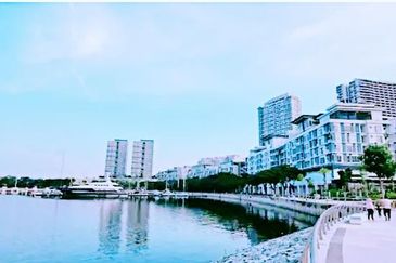 Somerset Puteri Harbour