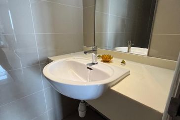 Somerset Puteri Harbour