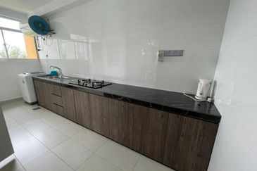 D'Suites , Akasia Horizon