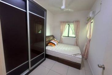 Ujana Executive Apartment