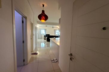 Ujana Executive Apartment