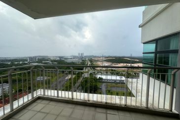 Ujana Executive Apartment