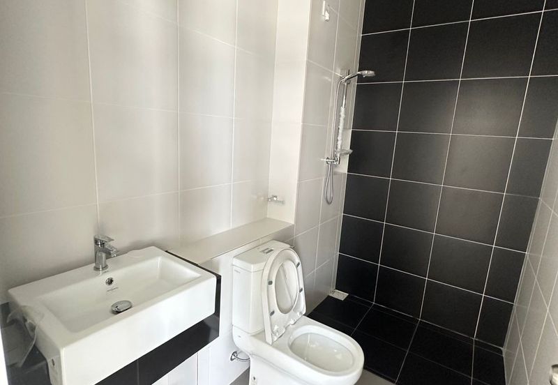 Tate Dalton @ Eco Botanic 2