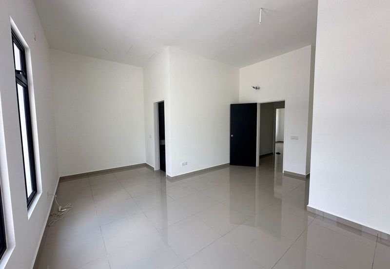 Tate Dalton @ Eco Botanic 2