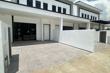 Tate Dalton @ Eco Botanic 2