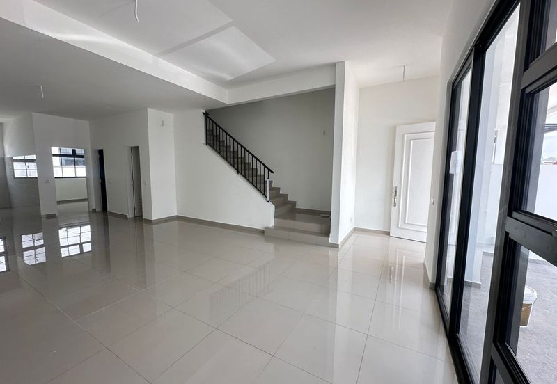 Tate Dalton @ Eco Botanic 2