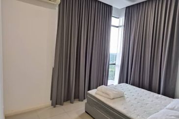 D\'Pristine @ Medini