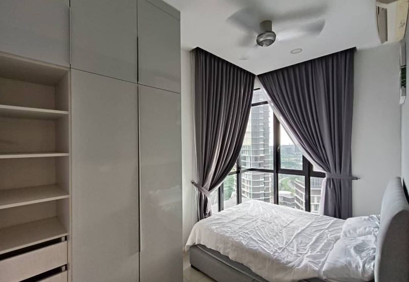 D\'Pristine @ Medini