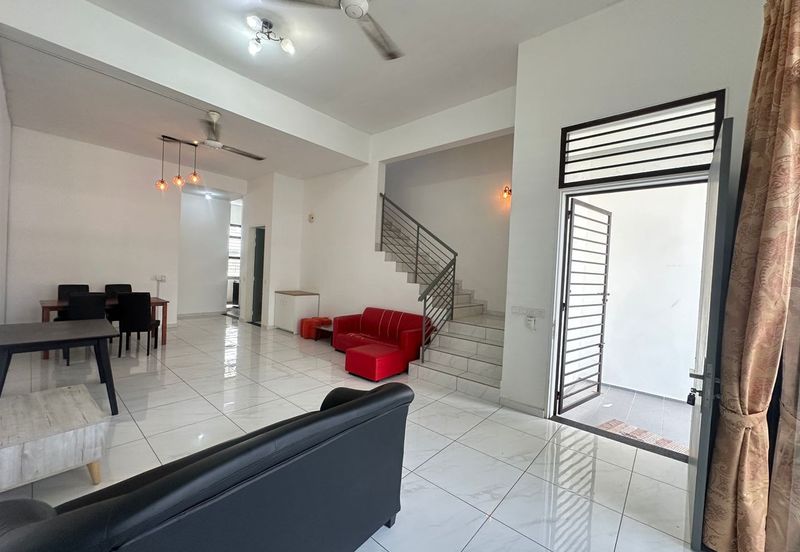 Bukit Indah Avenue 26 @ Villosa