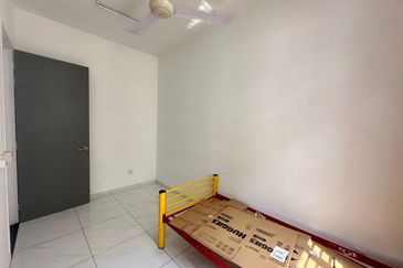 Bukit Indah Avenue 26 @ Villosa