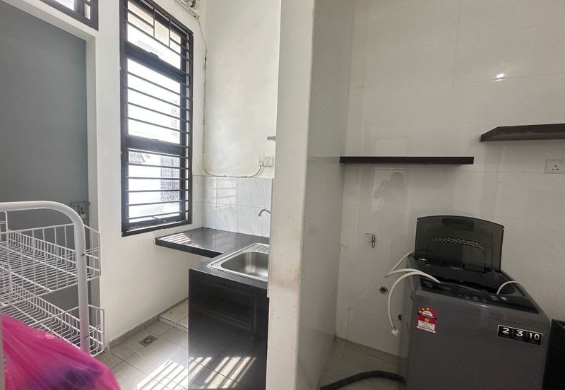 Bukit Indah Avenue 26 @ Villosa