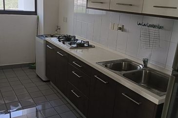 Ujana Executive Apartment