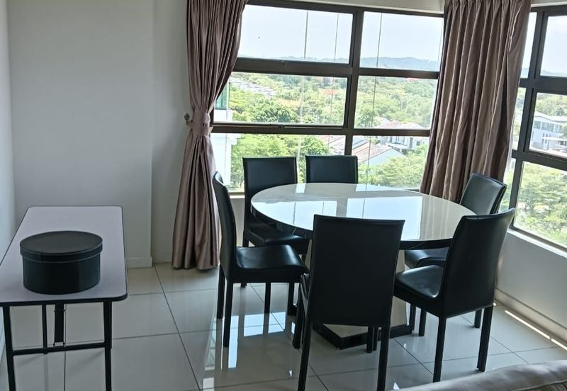 Ujana Executive Apartment