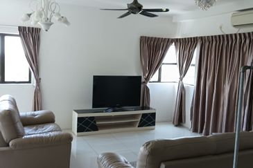 Ujana Executive Apartment