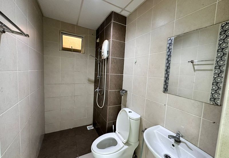 Golden Sands Seaview Residence