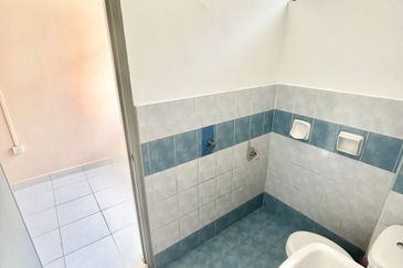 Jalan Plentong Baru 4