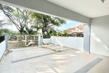 Jalan Plentong Baru 4