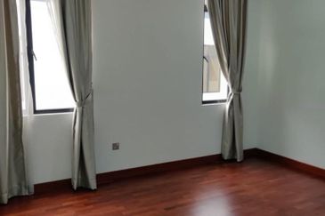 The Canal Garden South, Horizon Hills