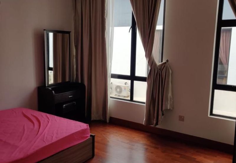 The Canal Garden South, Horizon Hills