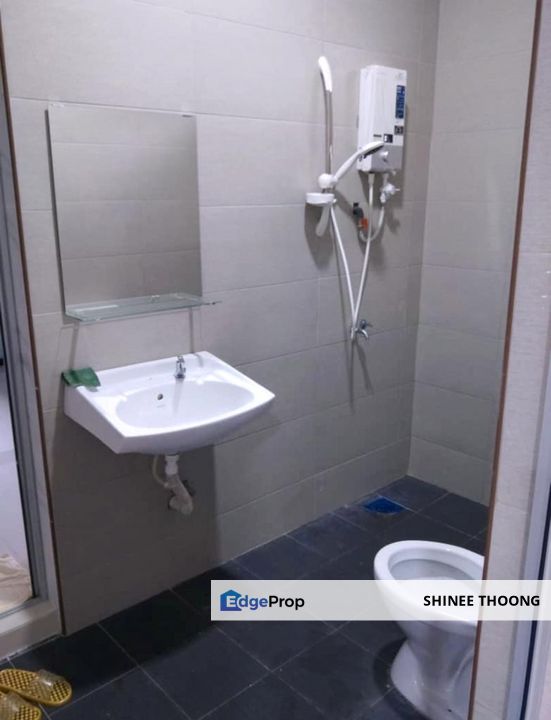 Tmn Bukit Indah terrace endlot for sale , Johor, Bukit Indah