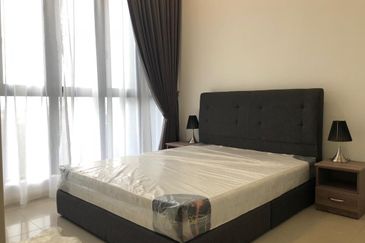 D\'Pristine @ Medini