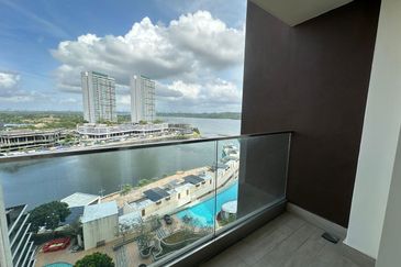 Puteri Cove Residences