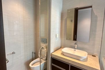 Puteri Cove Residences