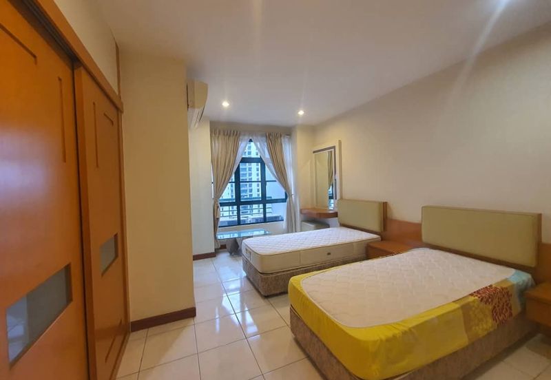 The Straits View, Bandar Baru Permas Jaya