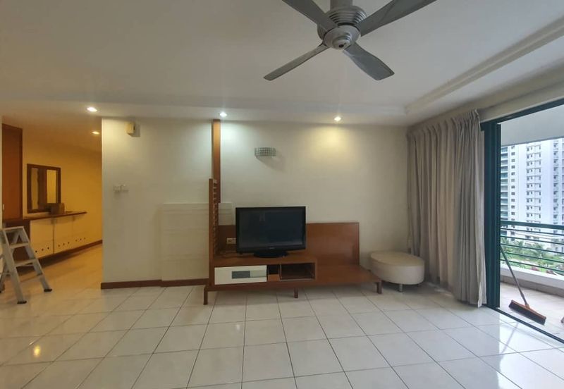 The Straits View, Bandar Baru Permas Jaya