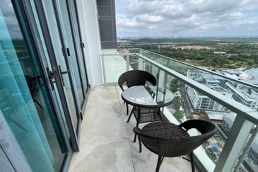 Imperia @ Puteri Harbour