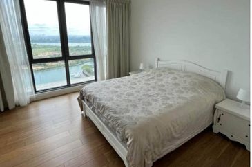 Imperia @ Puteri Harbour