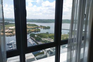 Imperia @ Puteri Harbour