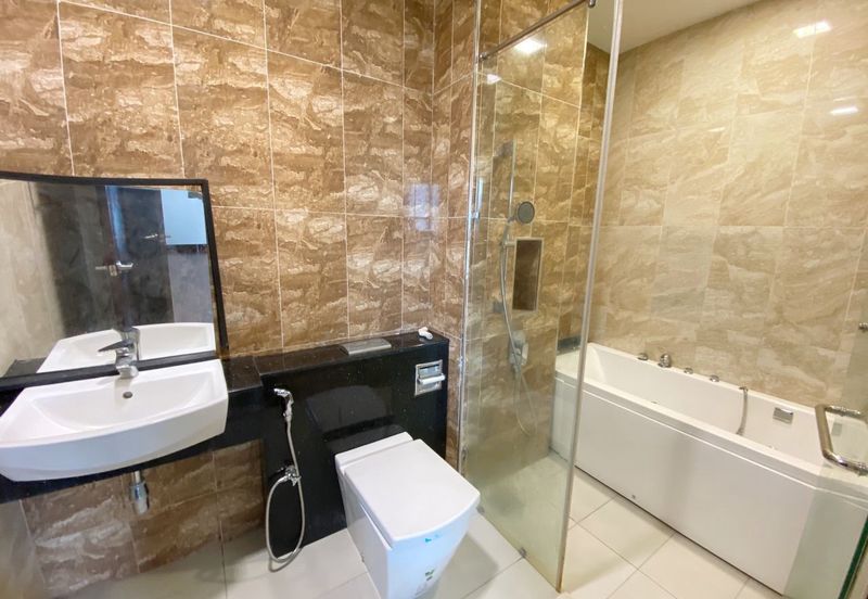 Paragon Suites @ CIQ