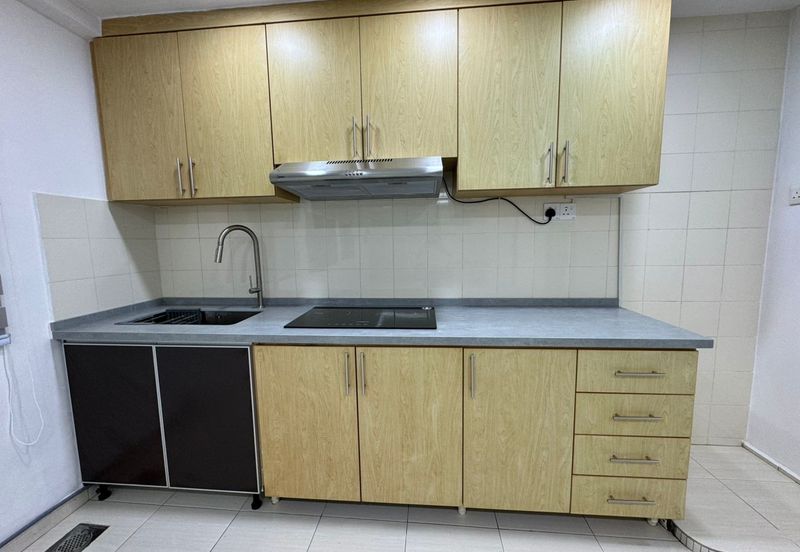 Bangunan Duta Impian (The Embassy Suites)