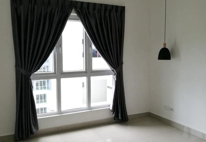 Seasons Luxury Apartments @ Amara Larkin