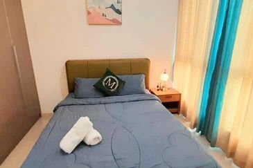 The M @ Medini Macrolink