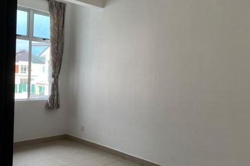 Iconia Garden Residence @ Taman Impian Emas