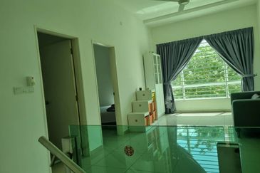 HIJAYU 3A @ BANDAR SRI SENDAYAN