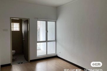 BANDAR AINSDALE (MEKAR)