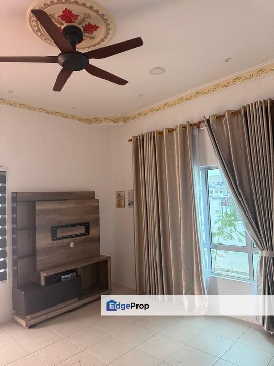 Seremban Your Dream Home Awaits at Iringan Bayu Semi-D | Gated & Guarded, Negeri Sembilan, Seremban