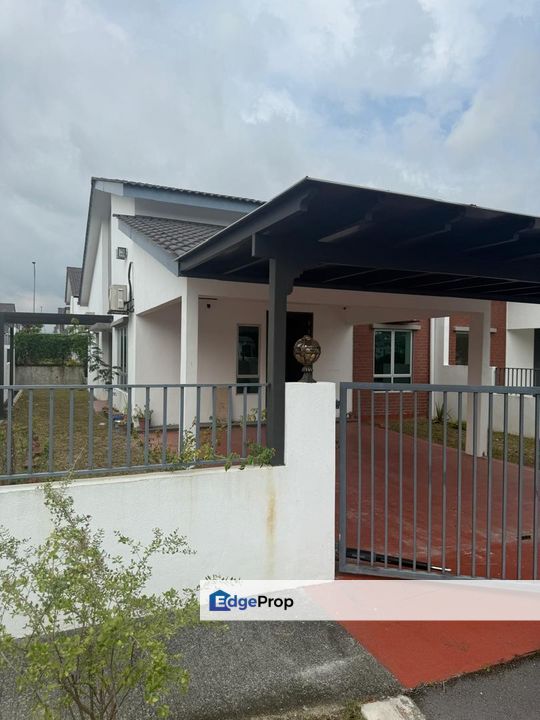 Seremban Your Dream Home Awaits at Iringan Bayu Semi-D | Gated & Guarded, Negeri Sembilan, Seremban
