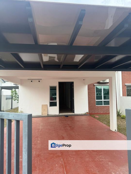 Seremban Your Dream Home Awaits at Iringan Bayu Semi-D | Gated & Guarded, Negeri Sembilan, Seremban