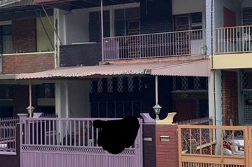 Taman Seremban Baru, Seremban, 2 Storey terraced house 