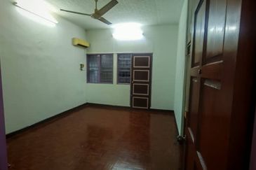 Taman Seremban Baru, Seremban, 2 Storey terraced house 