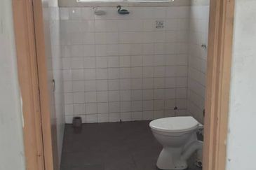 Taman Seremban Jaya/2 Double storey terrace house 