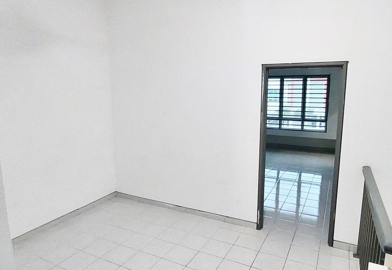 Taman Warisan Puteri, Precient 6/Sikamat,Seremban,Double Storey